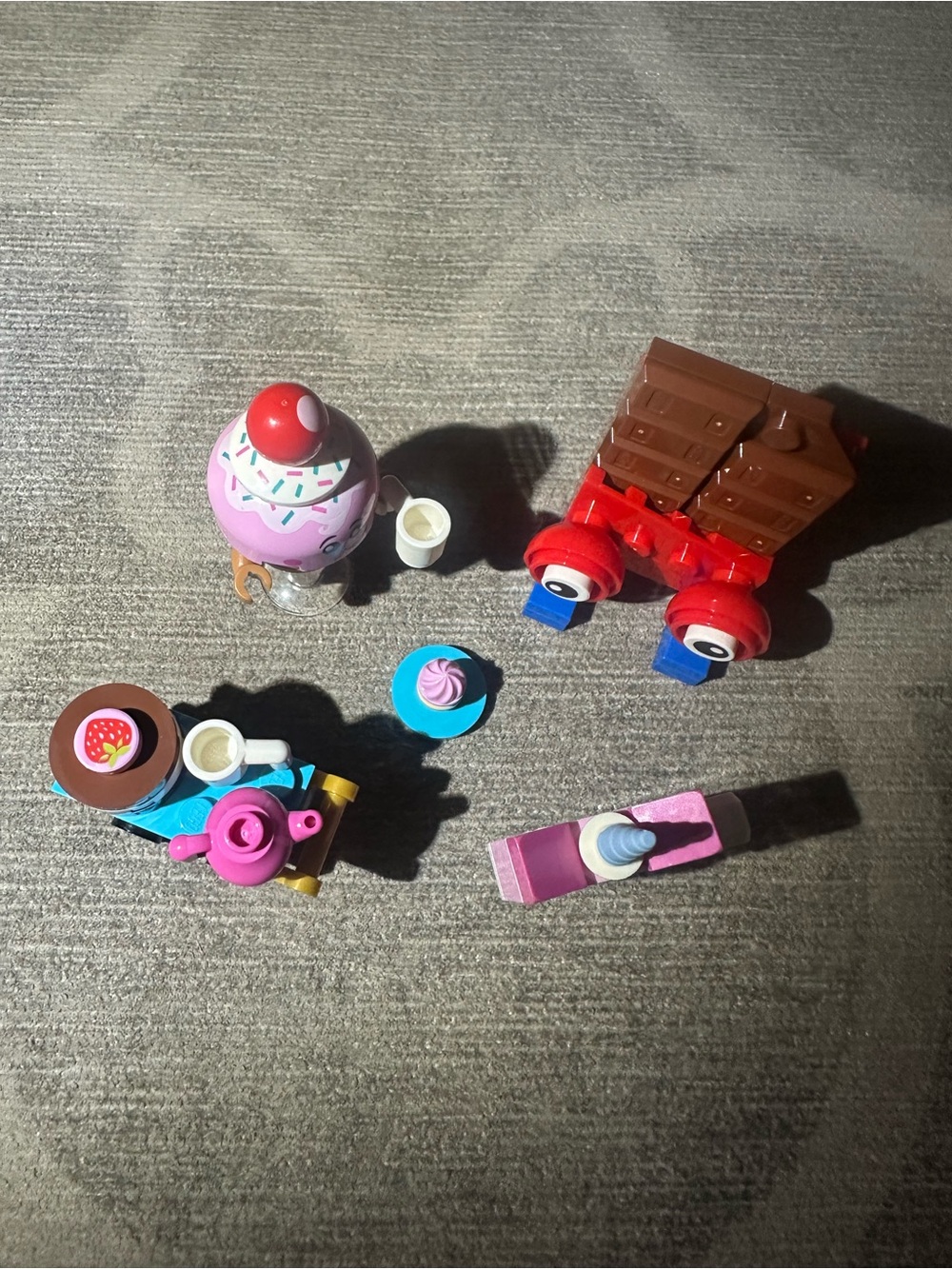 LEGO “The LEGO Movie 2 Unikitty's Sweetest Friends EVER!” - Picture 2 of 4